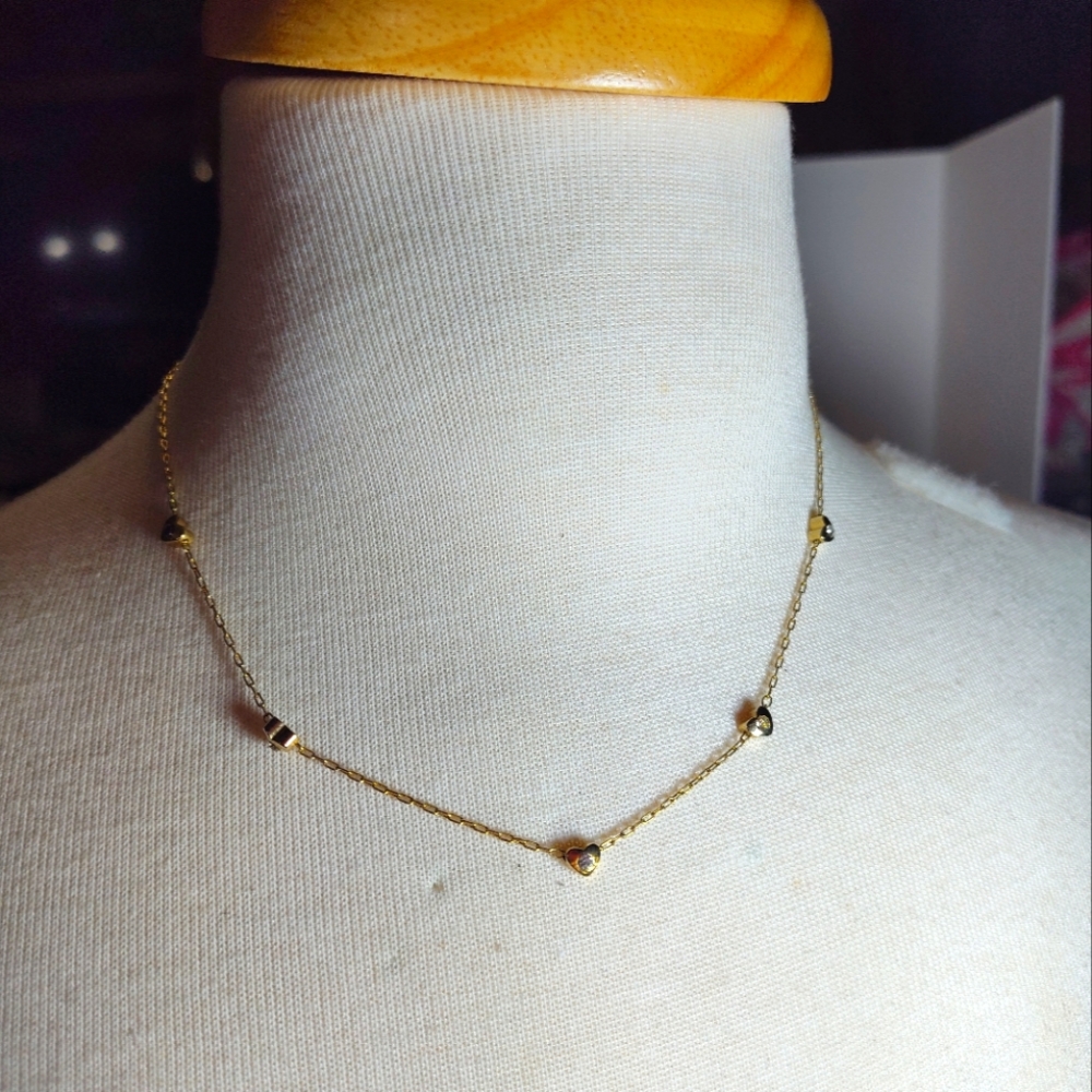 Delicate Gold Heart Necklace with Crystal Accents Nwot